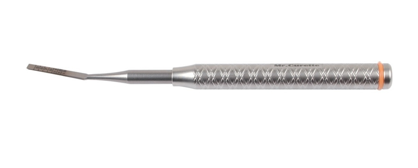 SPC-03 Стоматологическое долото градуированное, изогнутое, ширина 4 мм, толщина 0.5 мм, Mr.Curette Tech, Южная Корея